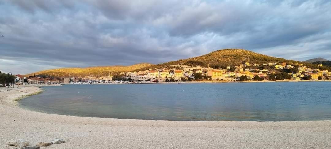 Villa Roza 2 Marina Kültér fotó